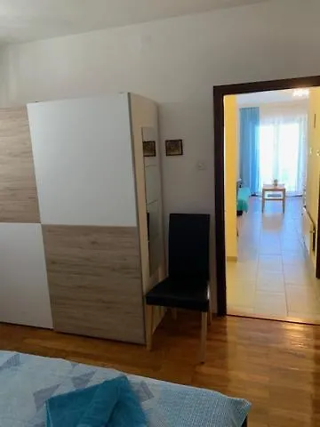 Toni-malinska Apartman *