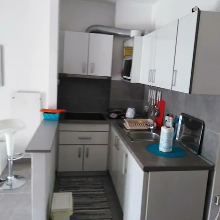 Toni-malinska Apartmán *